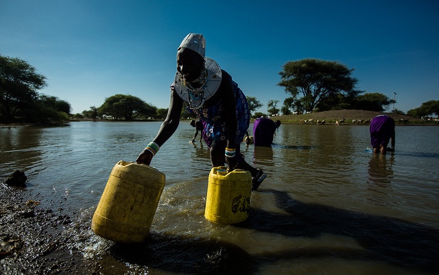 tanzania_water_collection