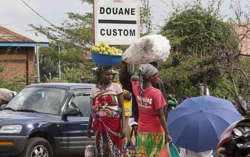 Les politiques à-la-frontière mises en place contre le Covid-19 affectent le commerce africain et les populations locales